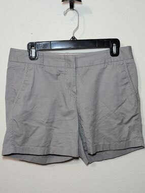 J. Crew Broken In Chino Shorts Gray Flat Front 100% Cotton Preppy Women's Size 6